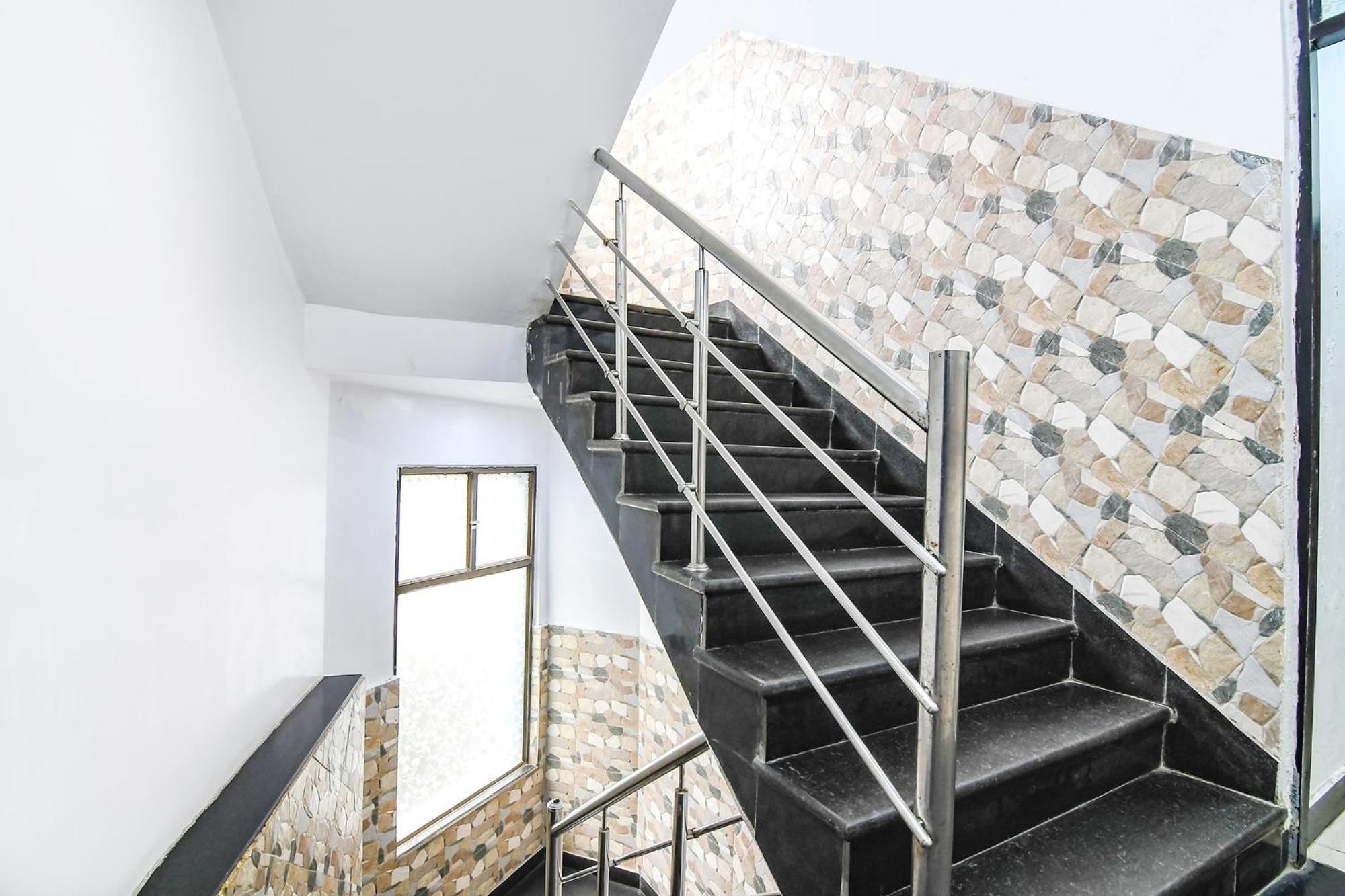 Hotel Diamond Suites Калькутта Экстерьер фото