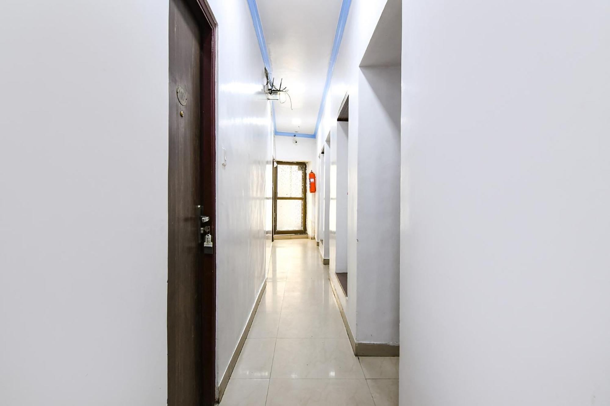Hotel Diamond Suites Калькутта Экстерьер фото