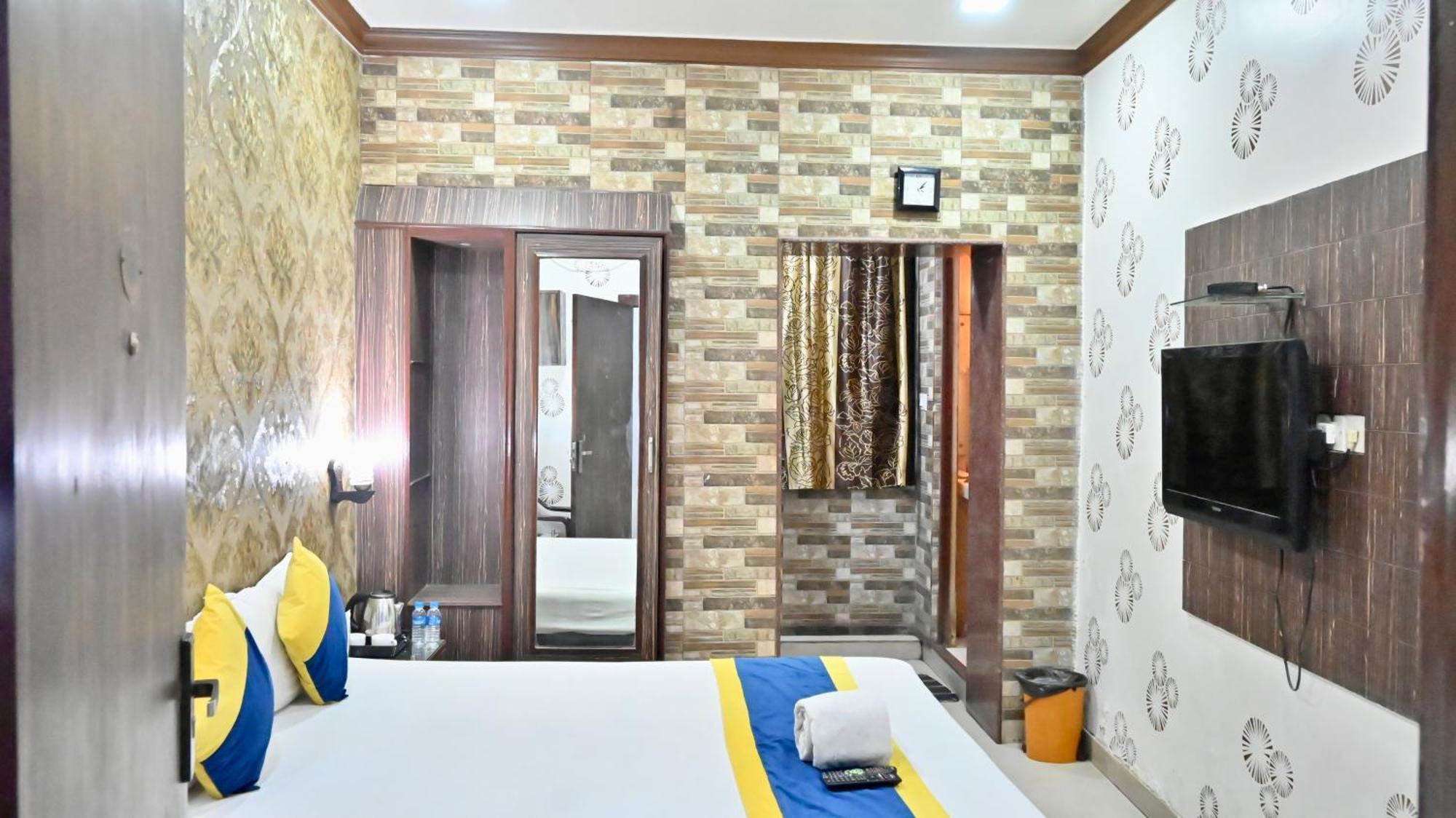 Hotel Diamond Suites Калькутта Экстерьер фото